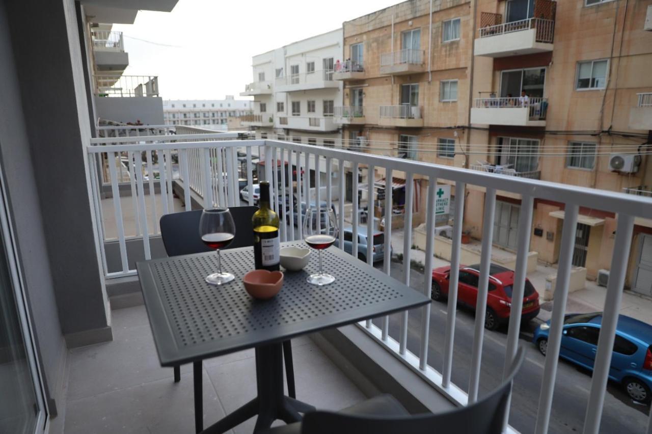 Comfort And Convenience Flat 4 Dad'S Court Σεντ Πόλς Μπέι Εξωτερικό φωτογραφία