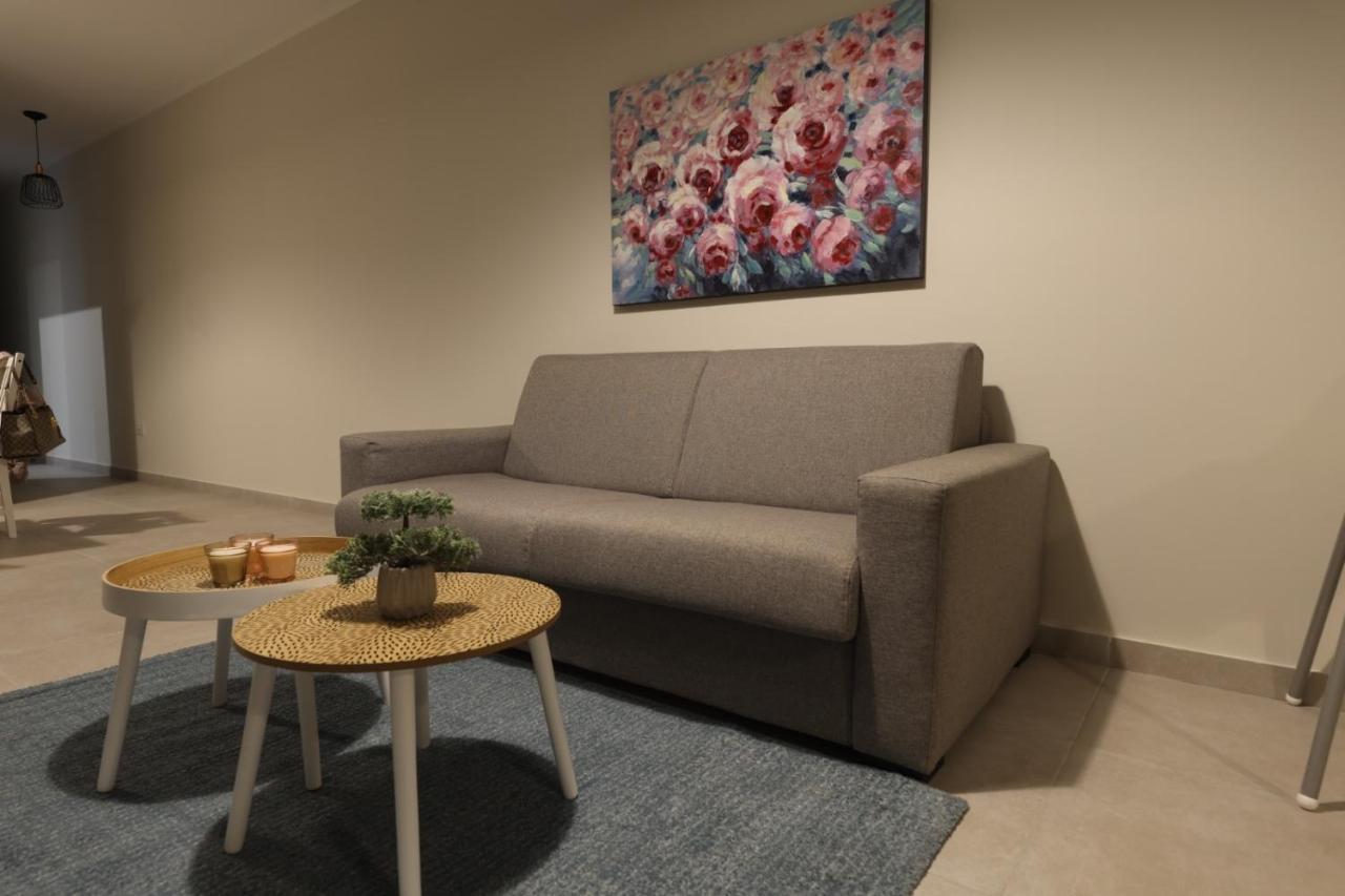 Comfort And Convenience Flat 4 Dad'S Court Σεντ Πόλς Μπέι Εξωτερικό φωτογραφία