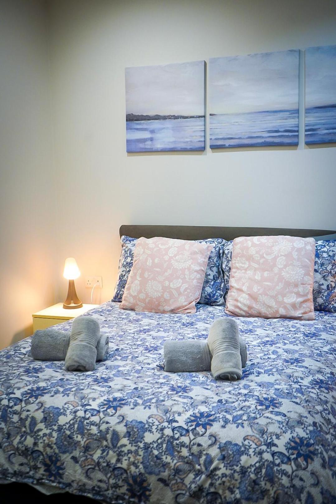 Comfort And Convenience Flat 4 Dad'S Court Σεντ Πόλς Μπέι Εξωτερικό φωτογραφία