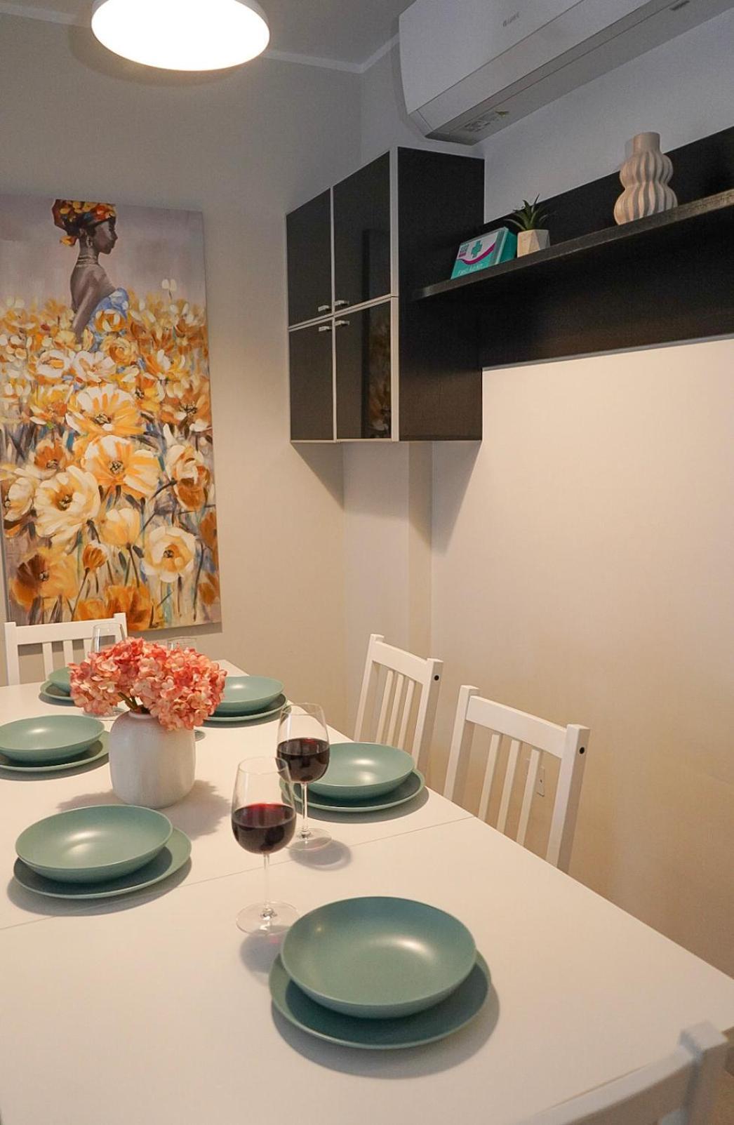 Comfort And Convenience Flat 4 Dad'S Court Σεντ Πόλς Μπέι Εξωτερικό φωτογραφία