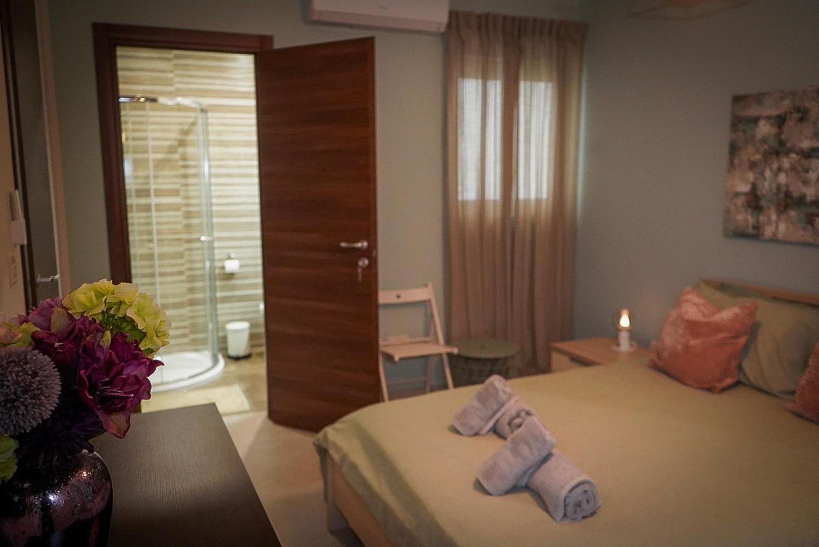 Comfort And Convenience Flat 4 Dad'S Court Σεντ Πόλς Μπέι Εξωτερικό φωτογραφία