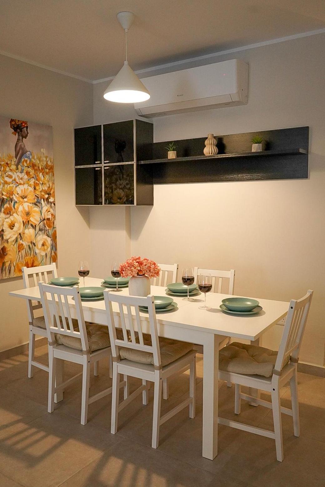 Comfort And Convenience Flat 4 Dad'S Court Σεντ Πόλς Μπέι Εξωτερικό φωτογραφία