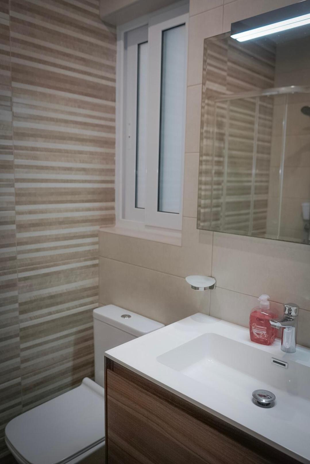 Comfort And Convenience Flat 4 Dad'S Court Σεντ Πόλς Μπέι Εξωτερικό φωτογραφία